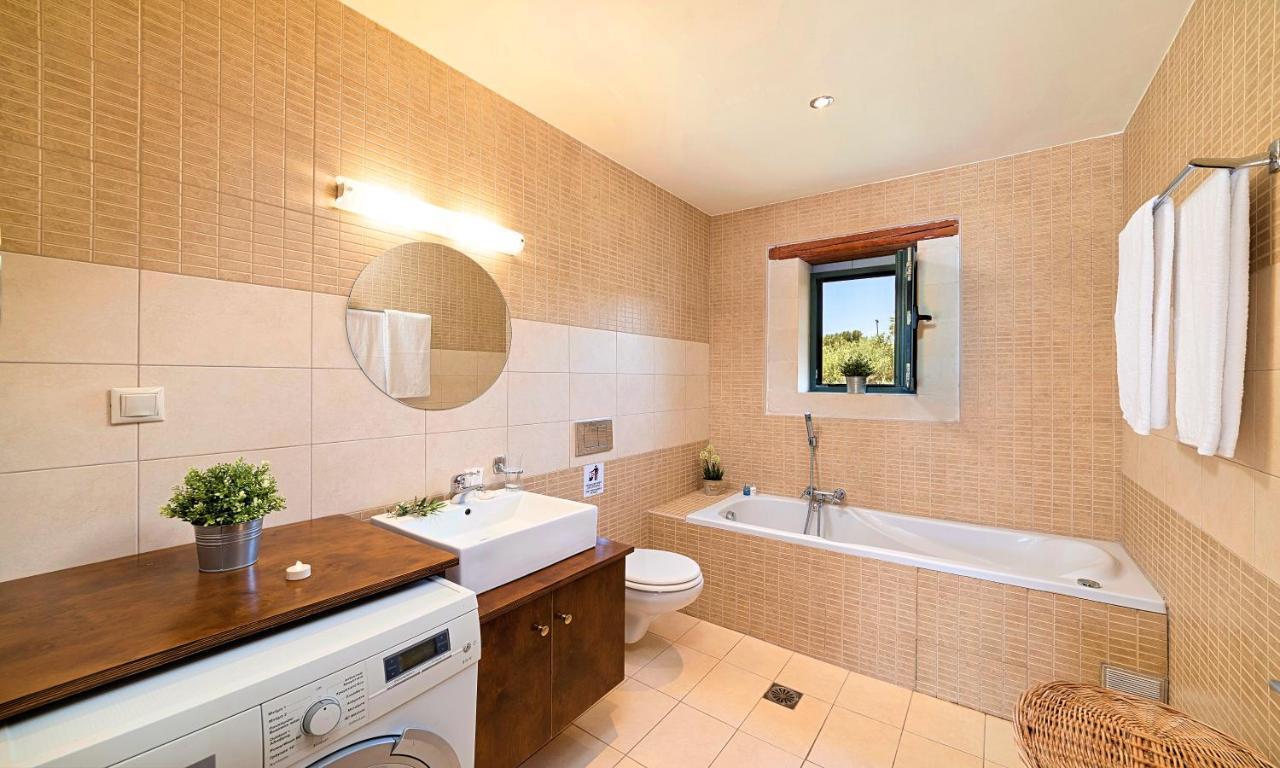 Villa Stelios Private Pool Джорджополис Екстериор снимка